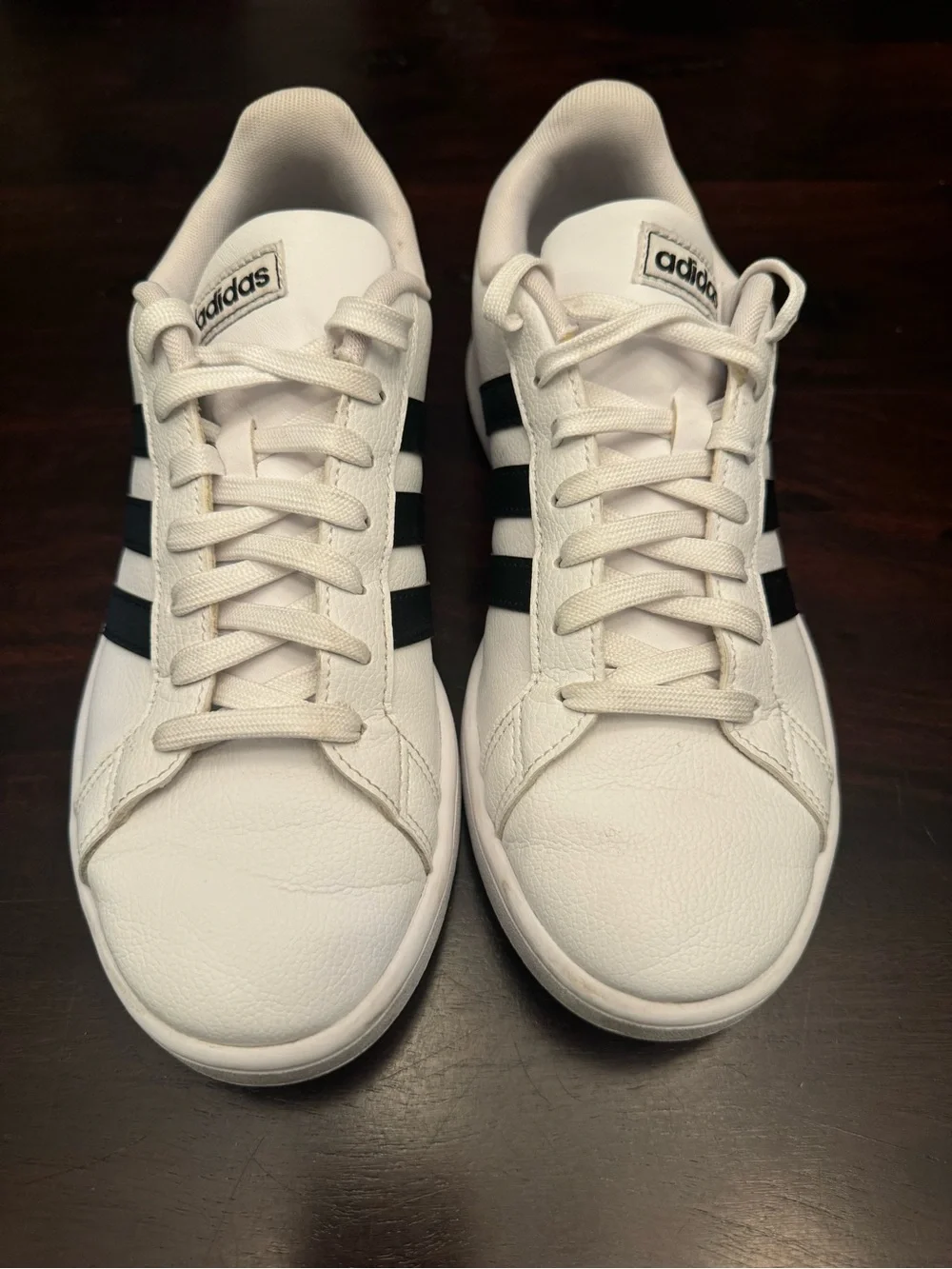 adidas Women’s Grand Court Sneakers White Black Cloudfoam insole Size 8.5